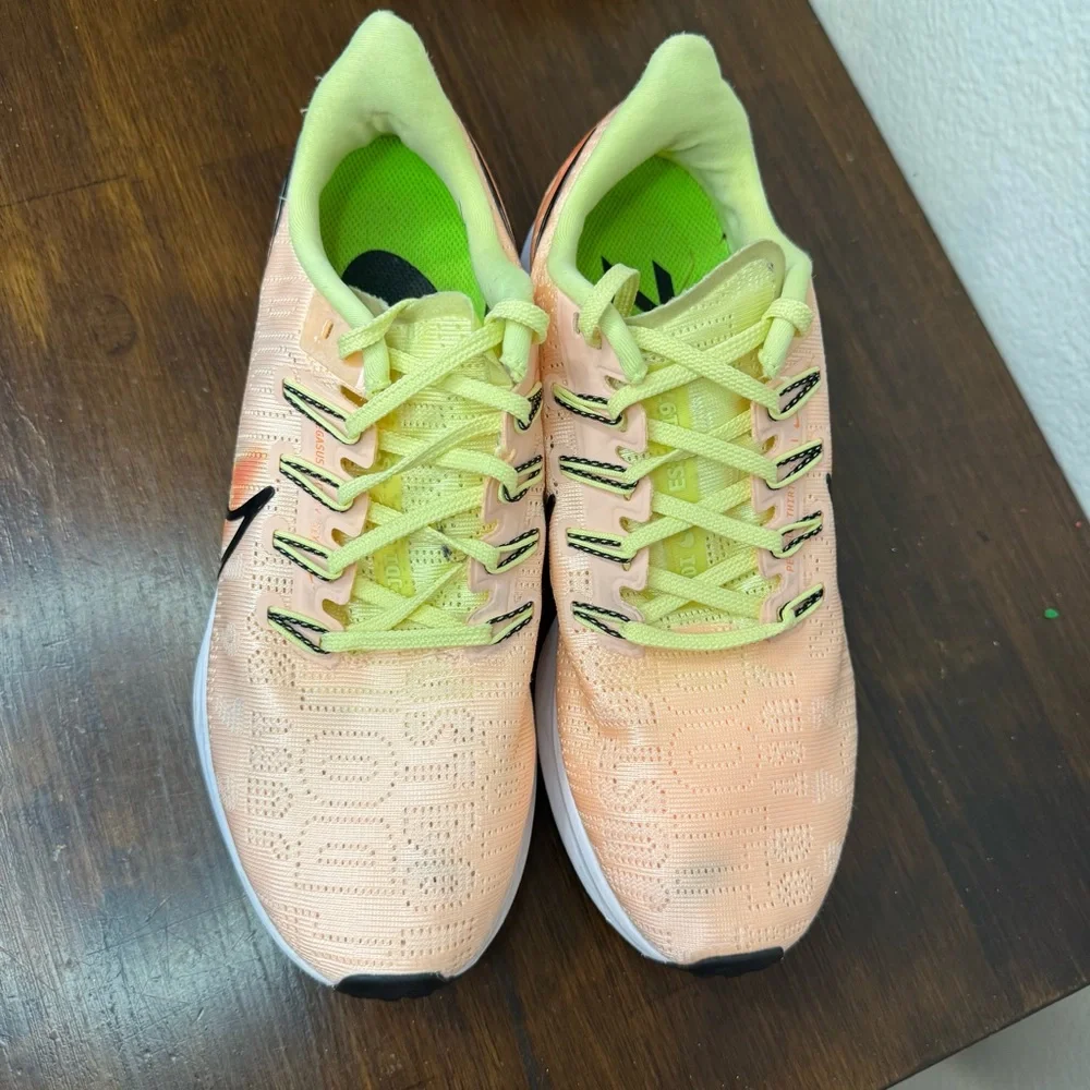 Nike Womens Air Zoom Pegasus 36 AV6259-800 Orange Running Shoes Sneakers Sz 8